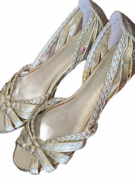 Seychelle’s Braided Gold Leather Metallic Sandals 6